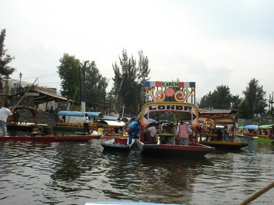 el MONUMENTO Nezahualcóyotl